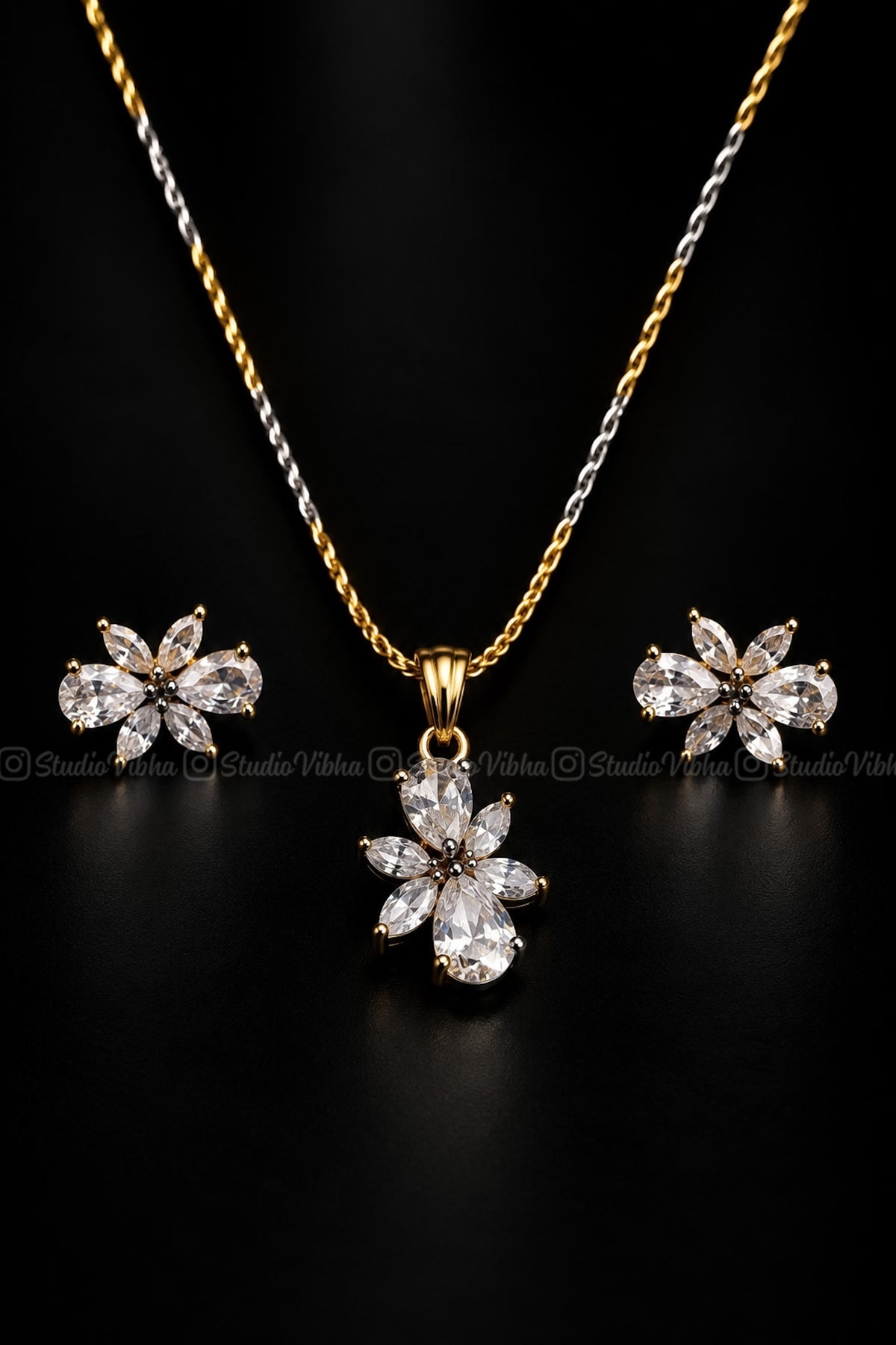 Vaira Alli ~ Diamond replica AD Pendant set