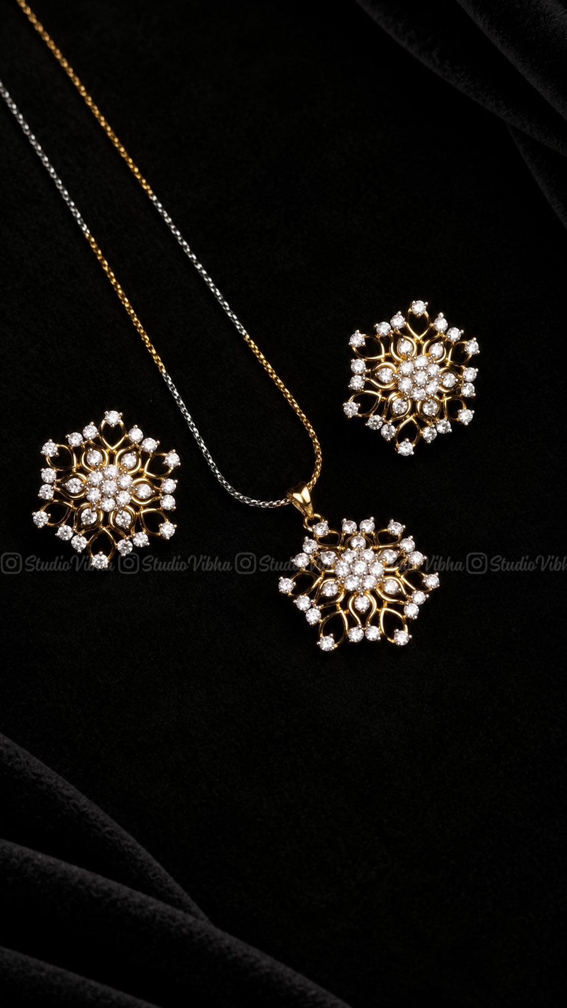 Panithuli ~ Diamond replica AD pendant set