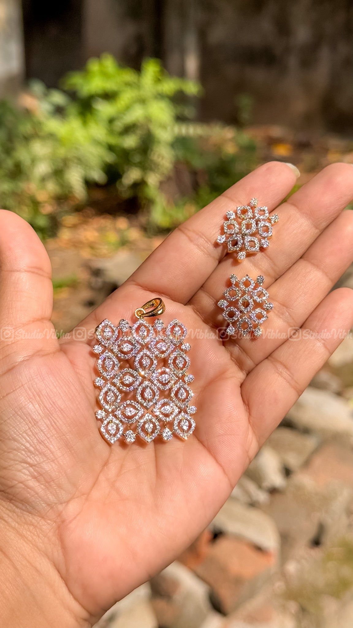 Kattam Kolam ~ Traditional Kolam AD pendant Neckset