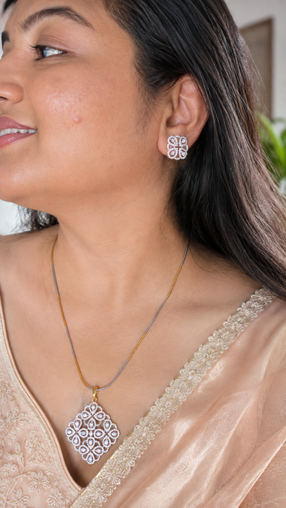 Muthu Neli Kolam ~ Traditional AD Kolam pendant set