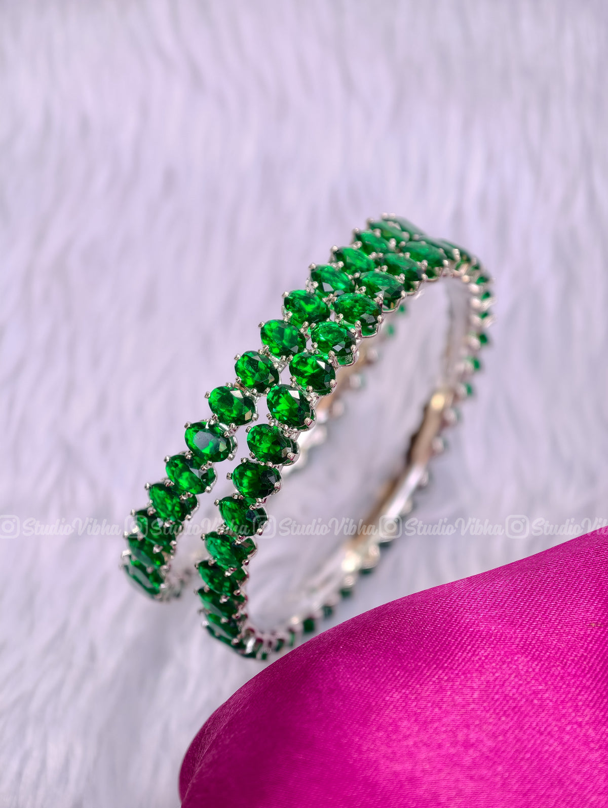 Emerald Glossy Bangles
