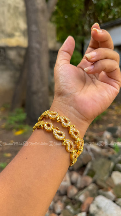 Manga AD bangles