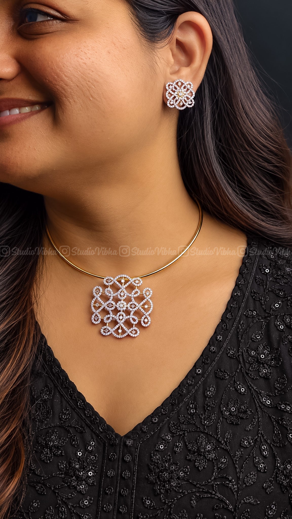 Ananta Mudi ~ Traditional AD Kolam pendant set