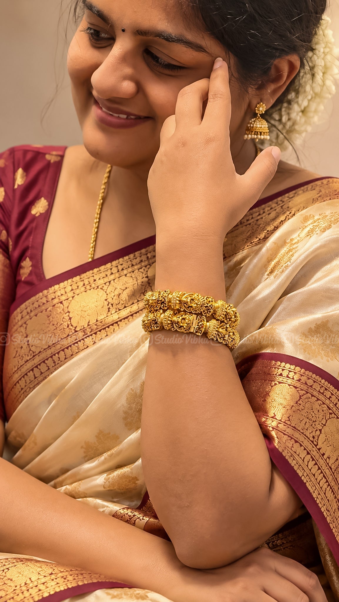 Tara ~ Nagasi Bangles ~ Openable design