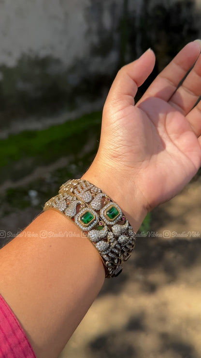 Zariqa ~ Victorian Bangles