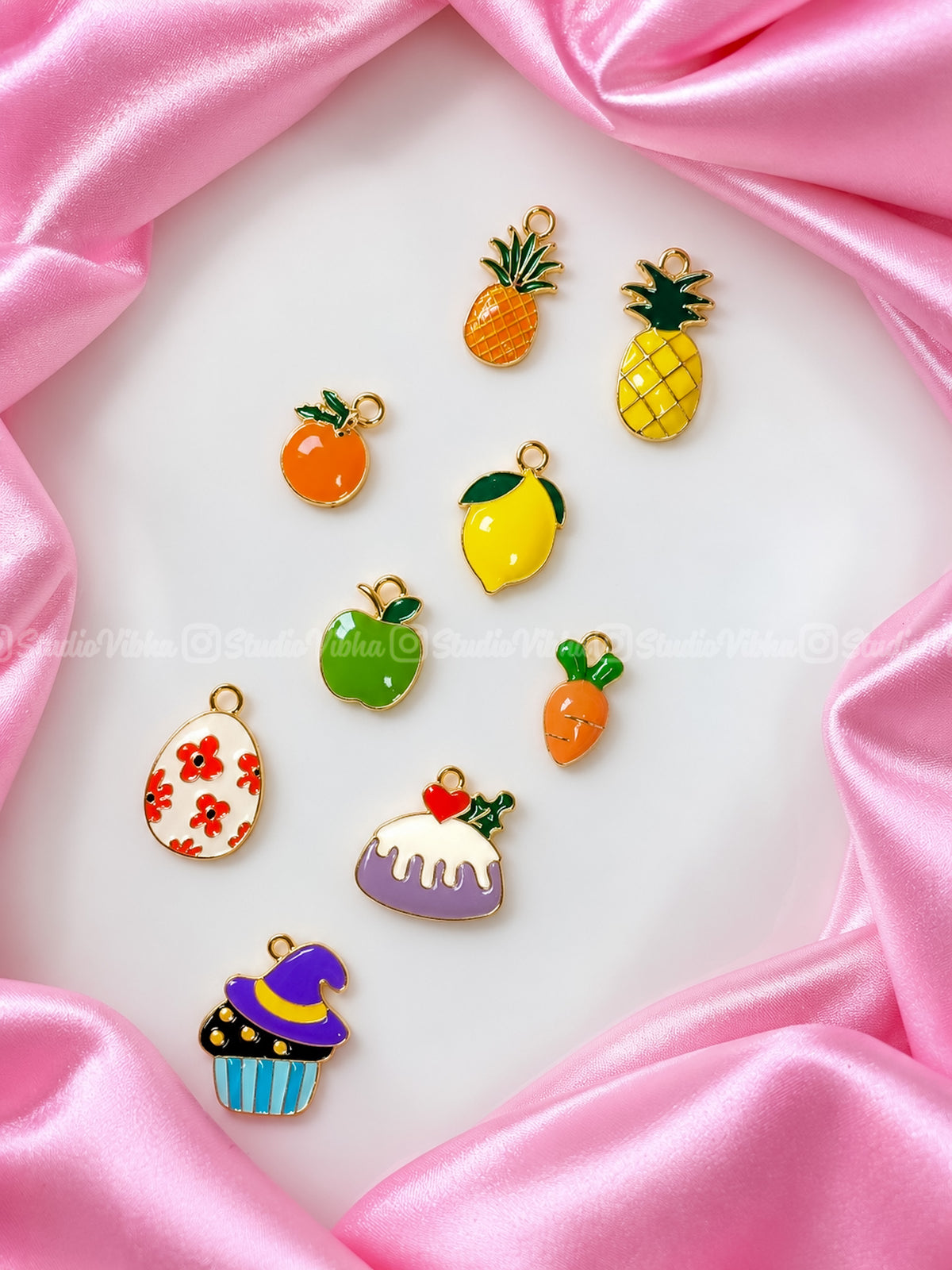 Drooly ~ Metal charms