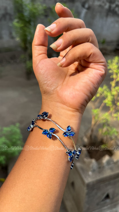 Curvy Leaf AD bangles