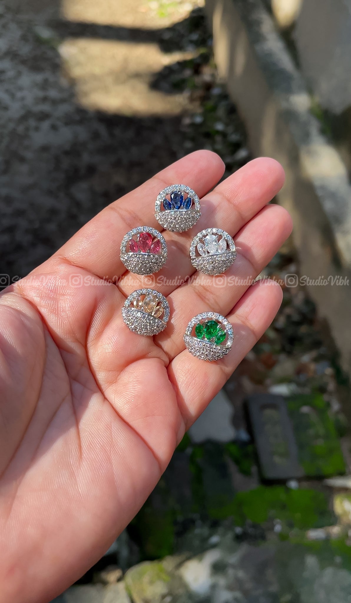 Rajvi ~ Glitter AD studs