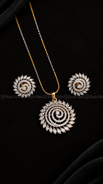 Suzhal Chakra ~ Rangoli Pendant set