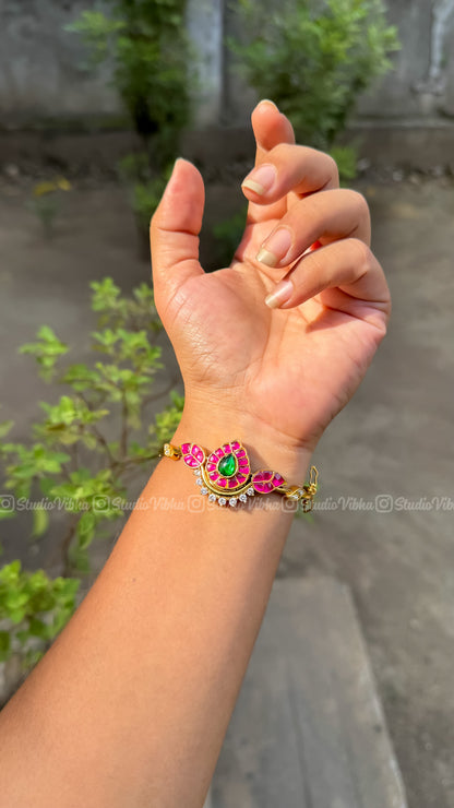 Jadau Bracelet (Openable)