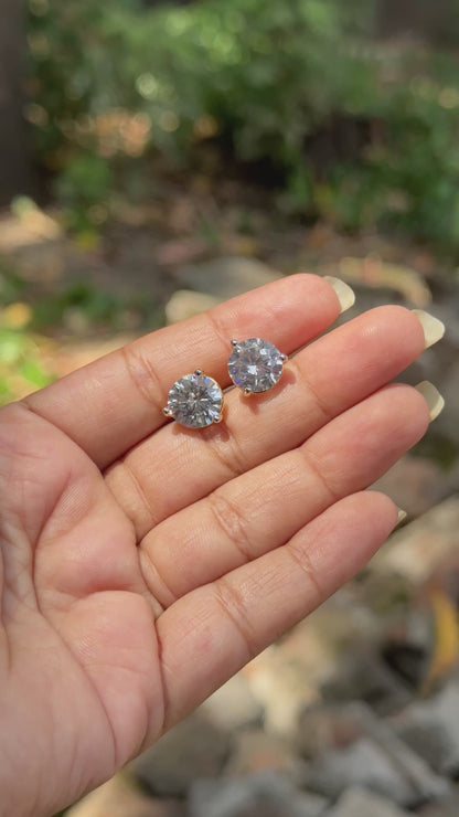 Navira ~ Solitaire Diamond replica AD studs