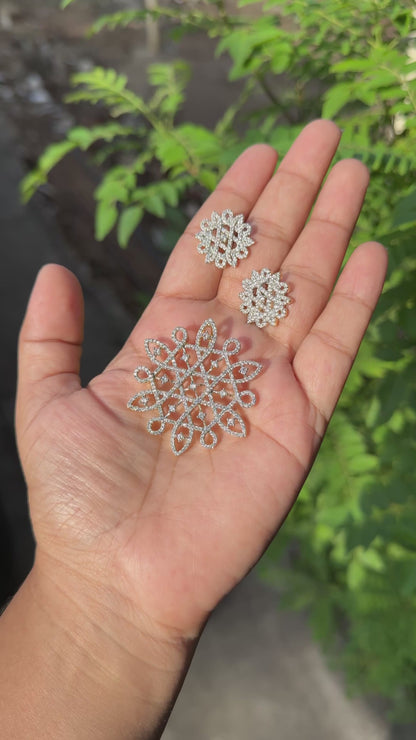 Ashta Sikku Kolam ~ Traditional AD Kolam pendant set