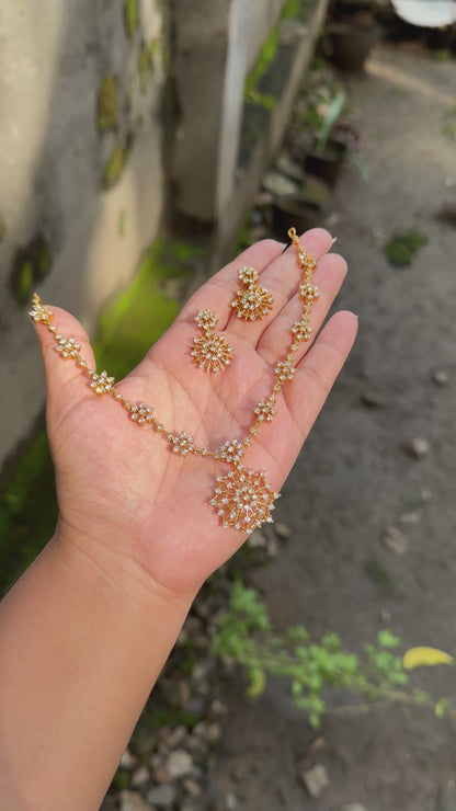 Tara ~ Minimal AD Neckset