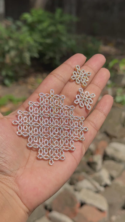 Sikku Valai Kolam ~ Traditional AD Kolam pendant set