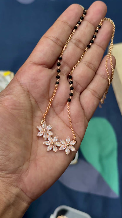 Pavazhamalli ~ Mangalsutra black beads chain